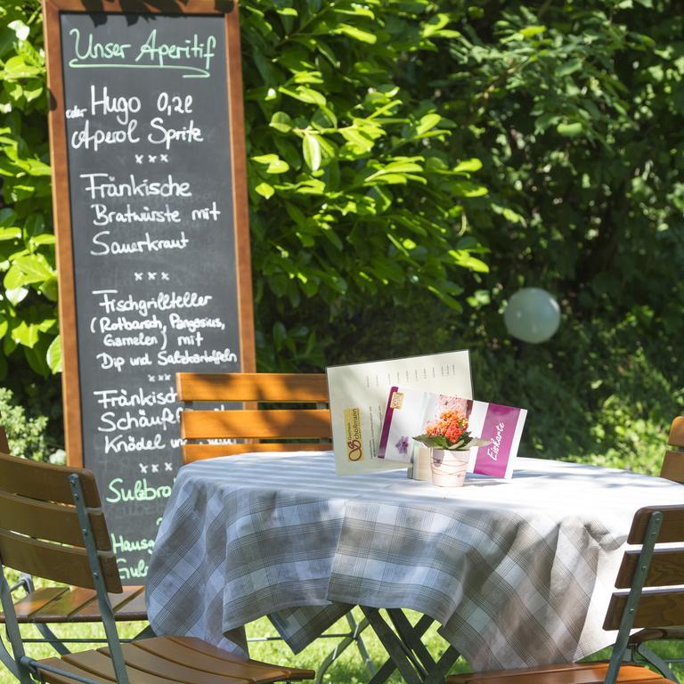 Gasthaus Schoellmann Feuchtwangen Esterno foto