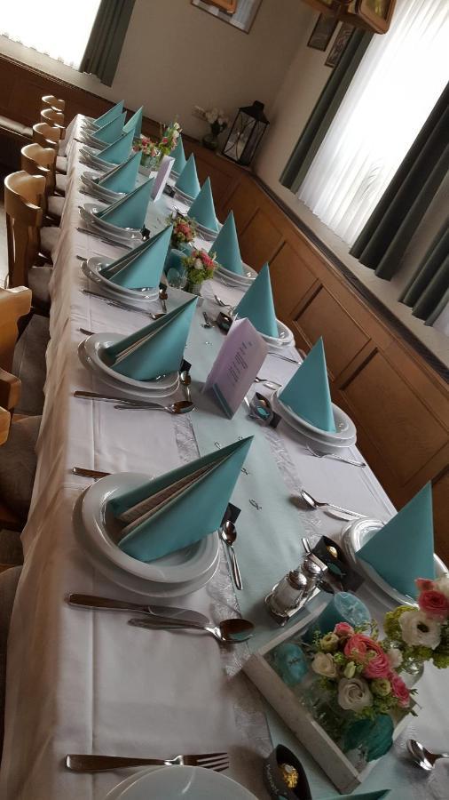 Gasthaus Schoellmann Feuchtwangen Esterno foto
